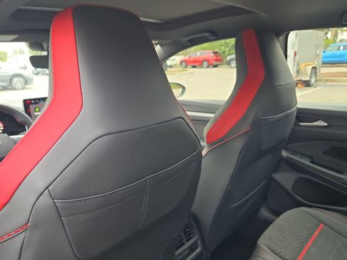 New 2026 Volkswagen GTI SE image 18