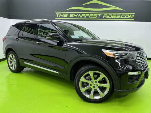 Used 2020 Ford Explorer Platinum w/ Premium Technology Package AWD/4WD image 1