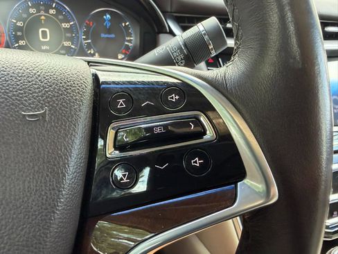 Used 2013 Cadillac XTS Premium FWD image 30
