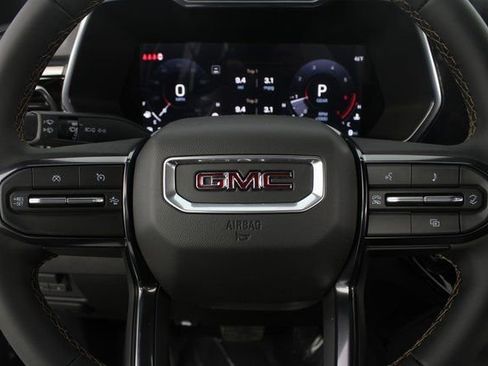 New 2026 GMC Canyon AT4 w/ Off-Road Front Bumper Package image 12