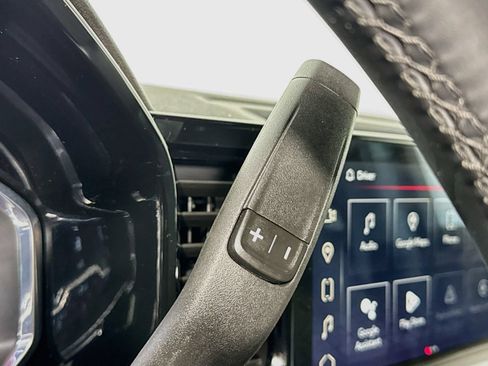 Used 2023 GMC Sierra 1500 Elevation AWD/4WD image 14