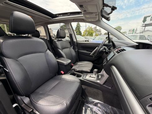Used 2015 Subaru Forester 2.5i Limited AWD/4WD image 32