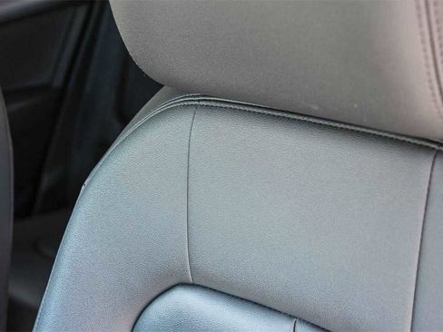 Used 2022 Audi Q3 2.0T Premium image 24