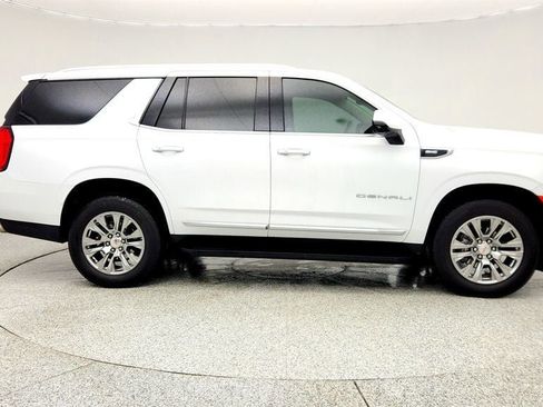 Used 2023 GMC Yukon Denali image 4