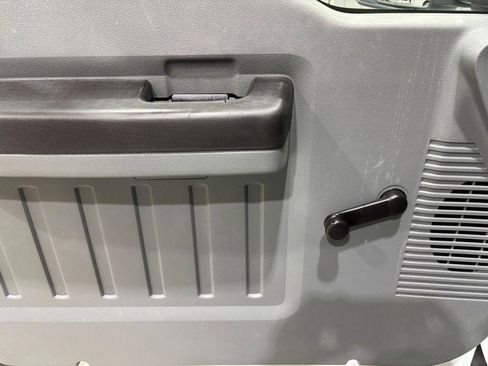 Used 2011 Ford F250 XL AWD/4WD image 16