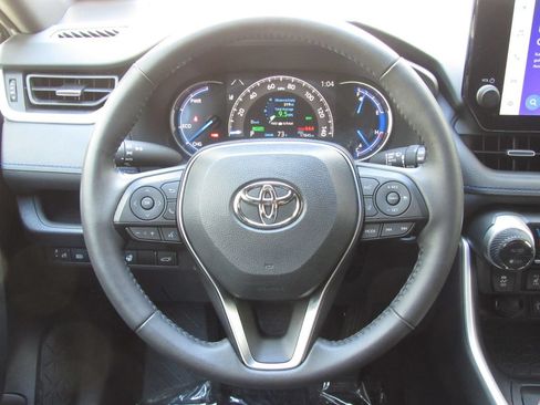 Used 2024 Toyota RAV4 XSE w/ Weather Package AWD/4WD image 24