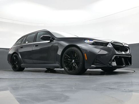 Used 2026 BMW M5 Touring image 28