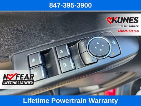 Certified 2025 Ford Escape Platinum w/ Premium Technology Package image 21