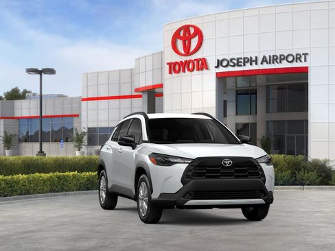 New 2026 Toyota Corolla Cross LE AWD/4WD image 32