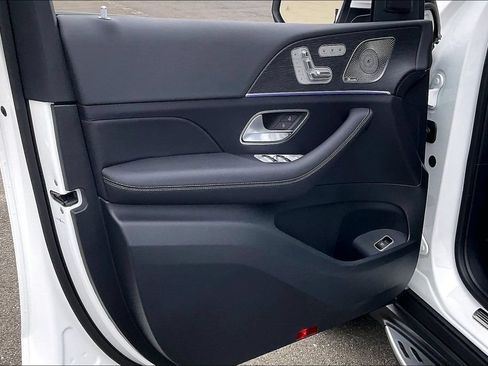 Certified 2025 Mercedes-Benz GLE 450 4MATIC image 15