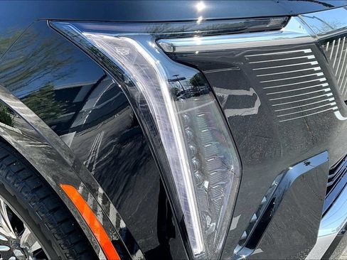 New 2026 Cadillac Escalade IQL Luxury w/ LPO, Floor Liner Package AWD/4WD image 14