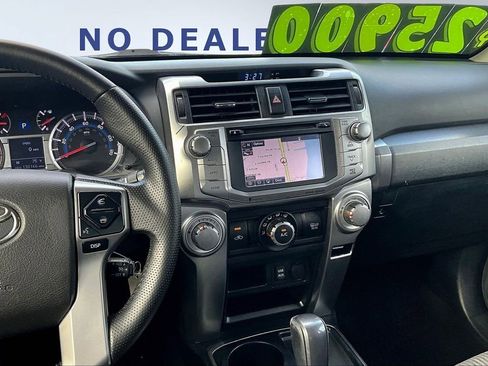 Used 2016 Toyota 4Runner SR5 image 9