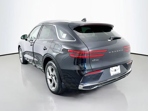 Certified 2026 Genesis GV70 2.5T Advanced AWD/4WD image 7