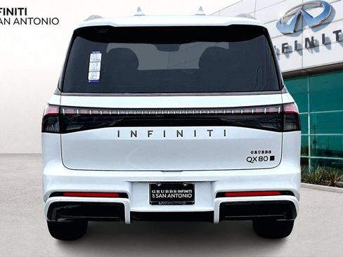 New 2026 INFINITI QX80 Autograph AWD/4WD image 4