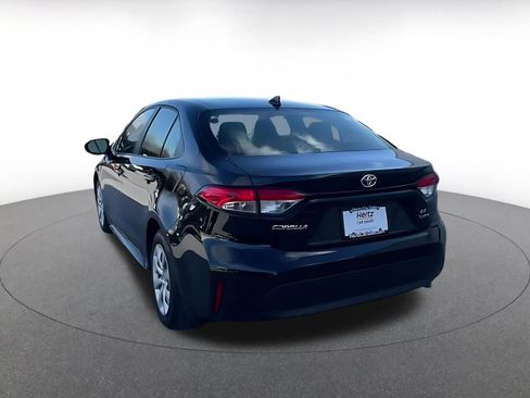 Used 2025 Toyota Corolla LE image 11