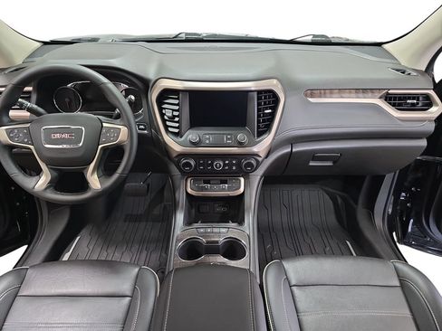 Certified 2023 GMC Acadia Denali w/ Black Diamond Edition AWD/4WD image 9