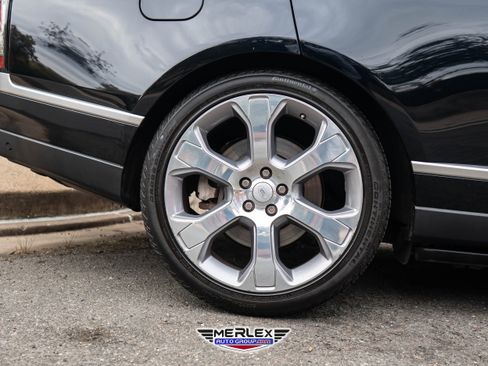 Used 2016 Land Rover Range Rover Autobiography image 11