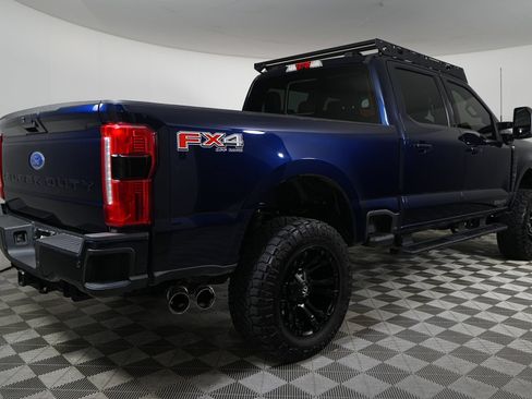 Used 2023 Ford F250 Lariat w/ Lariat Ultimate Package AWD/4WD image 8