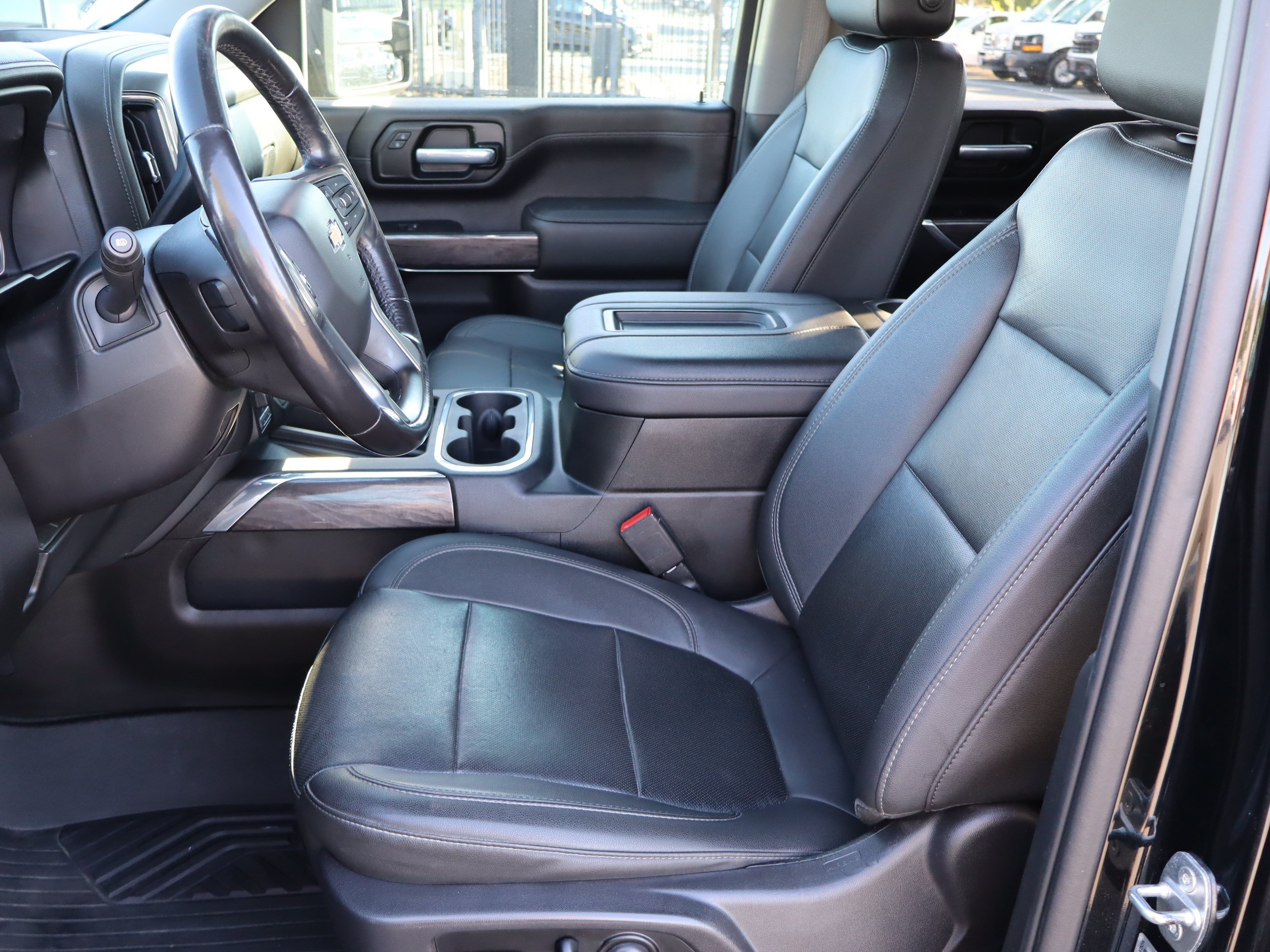 Used 2021 Chevrolet Silverado 2500 LTZ w/ LTZ Premium Texas Edition AWD/4WD image 21
