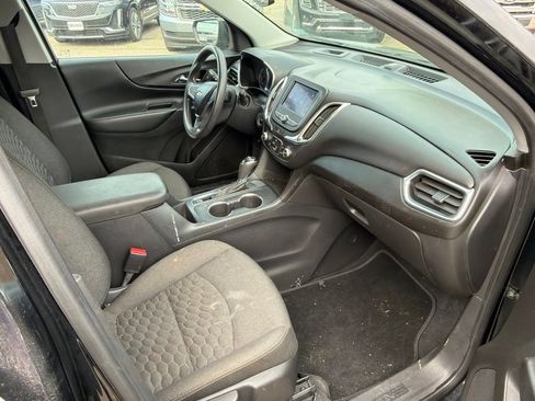 Used 2020 Chevrolet Equinox LT FWD image 20