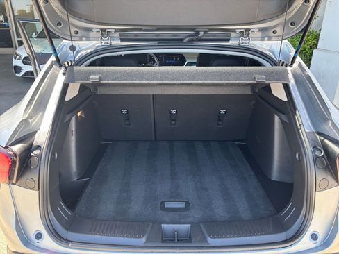 Used 2025 Chevrolet Trax LT image 31