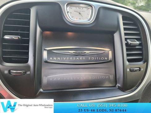 Used 2016 Chrysler 300 Limited AWD/4WD image 21