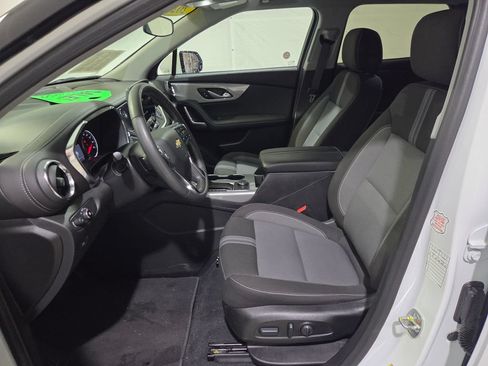 Used 2025 Chevrolet Blazer LT AWD/4WD image 15