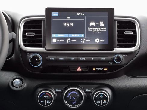New 2026 Hyundai Venue SEL FWD image 38