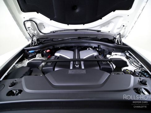 New 2026 Rolls-Royce Cullinan image 41