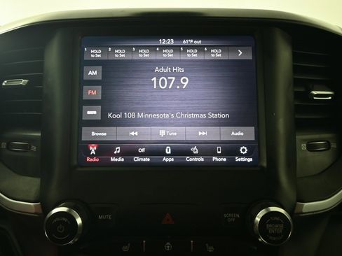 Used 2019 RAM 1500 Big Horn image 26