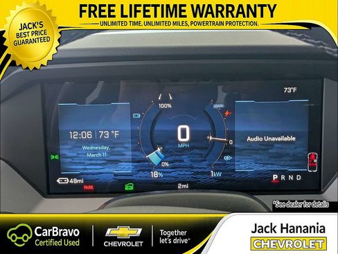 Used 2027 Chevrolet Bolt RS FWD image 28