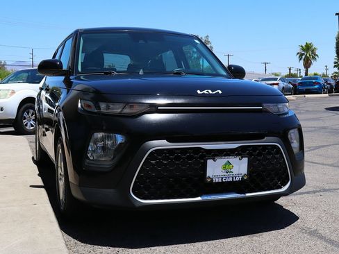 Used 2022 Kia Soul LX w/ Technology Package FWD image 18