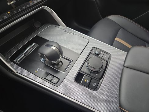 Used 2025 MAZDA CX-90 3.3 Turbo S w/ Premium Package image 23