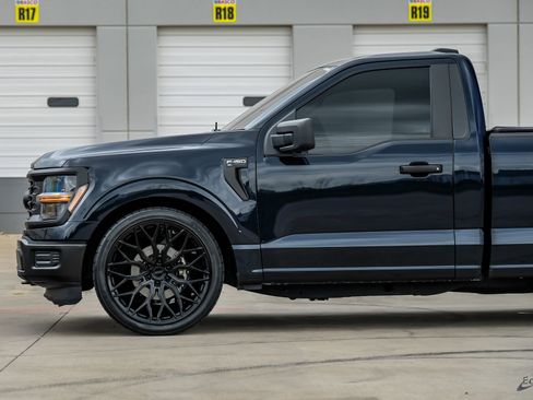 Used 2025 Ford F150 XL image 8