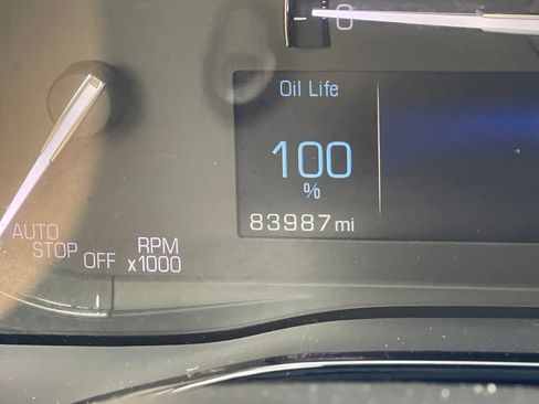 Used 2018 Cadillac XT5 Luxury FWD image 26