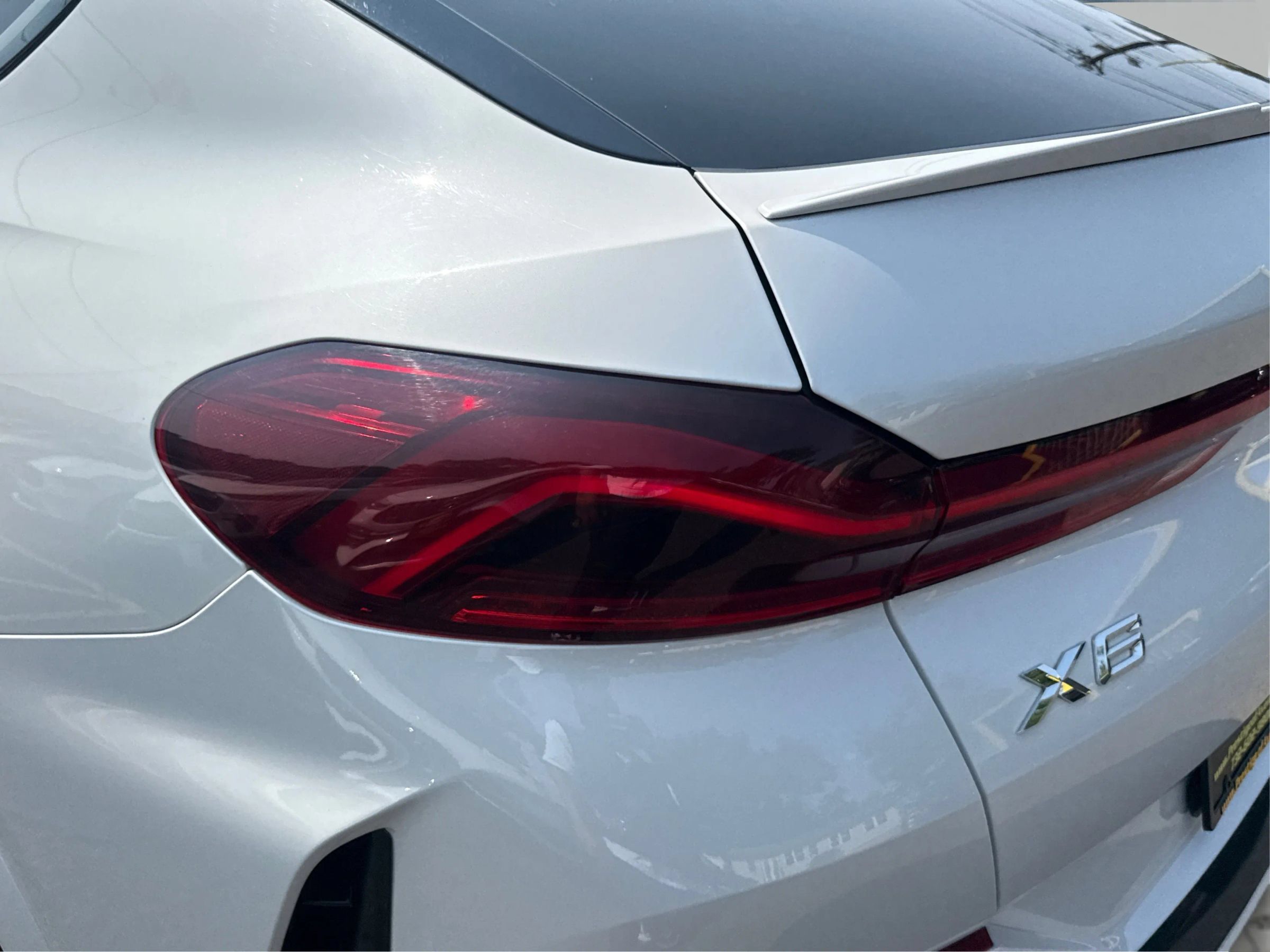 Used 2022 BMW X6 xDrive40i AWD/4WD image 25