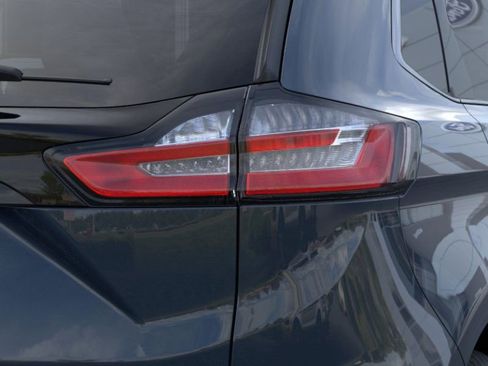 Used 2024 Ford Edge SEL w/ Convenience Package image 22