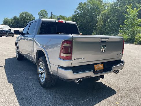 Used 2022 RAM 1500 Laramie w/ Laramie Southwest Edition AWD/4WD image 7
