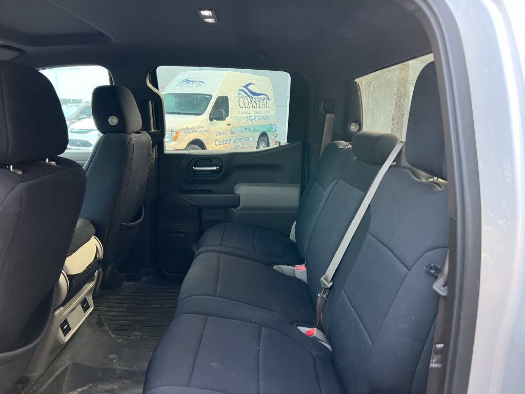 Used 2019 Chevrolet Silverado 1500 LT AWD/4WD image 12