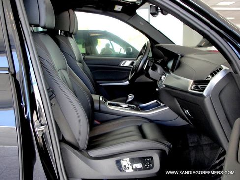 Used 2022 BMW X5 sDrive40i w/ M Sport Package RWD image 32