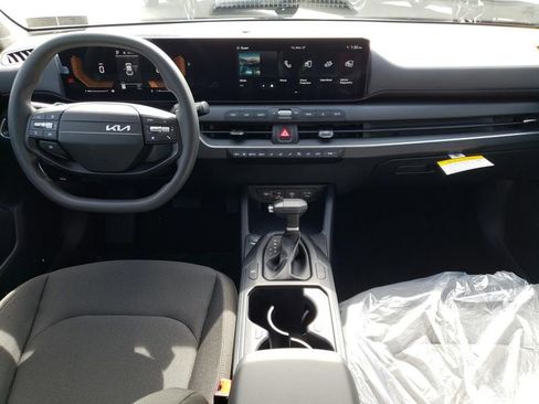 New 2026 Kia K4 FWD image 8