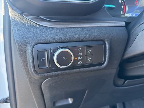 Used 2024 Ford Explorer Limited image 14