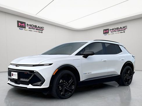 New 2025 Chevrolet Equinox EV RS w/ Convenience Package II image 3