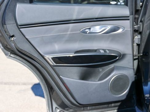 Used 2025 Genesis GV70 2.5T image 13