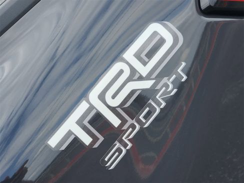 Used 2024 Toyota Tacoma TRD Sport image 12