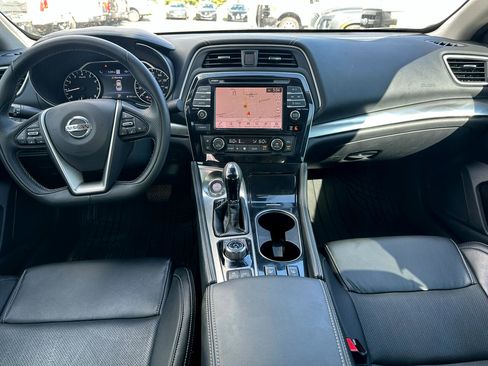 Used 2022 Nissan Maxima SV w/ Floor Mat Group image 6