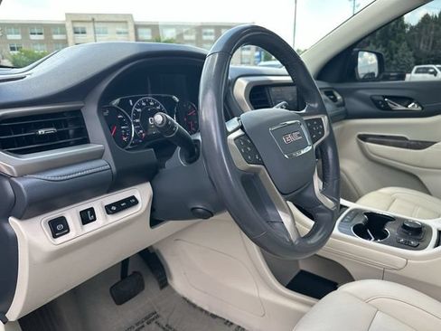 Certified 2022 GMC Acadia Denali w/ Denali Ultimate Package FWD image 10