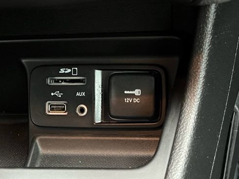 Used 2018 Jeep Cherokee Latitude image 25