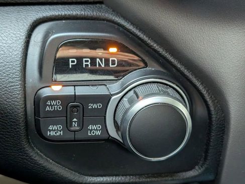 Used 2019 RAM 1500 Big Horn AWD/4WD image 27