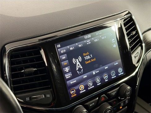 Used 2022 Jeep Grand Cherokee Limited image 14